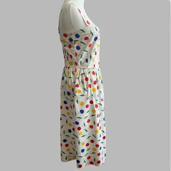 HVN Laura Bow Embellished
Printed Poplin Dress | Size: 8 - Picture 9 of 13